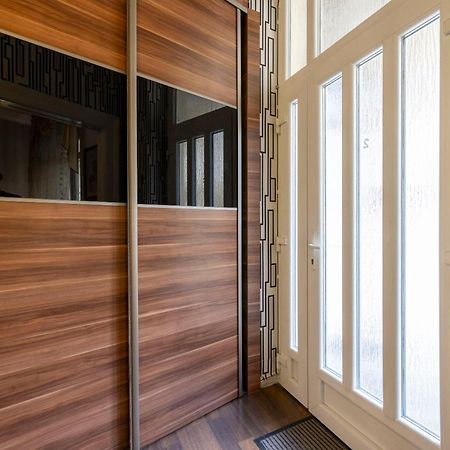 Warm & Cozy Central Home By Anna Budapest Luaran gambar